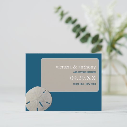 Sand-Dollar Ocean Blue Beach Hochzeit Save the Dat Ankündigungspostkarte (Stehend Vorderseite)