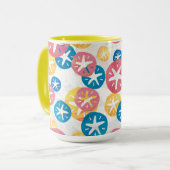 Sand Dollar Yellow Blue Pattern Tasse (Vorderseite Links)