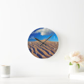 Sand Dunes and Clouds Runde Wanduhr (Zuhause)