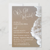 Sand & Foam Beach Foto Wir Got Verheiratet in Whit Einladung (Vorderseite)