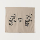 Sand Khaki Black Miss an Mrs Banner Brautparty Wandteppich (Vorderseite (Horizontal))