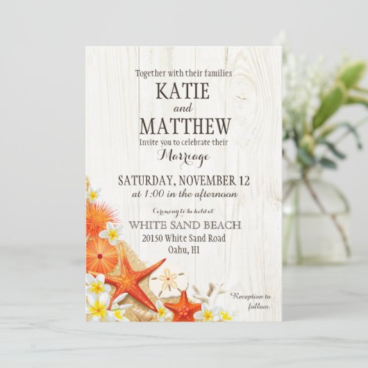 Sand Seashells Floral Beach Rustikale Hochzeit Einladung (Stehend Vorderseite)