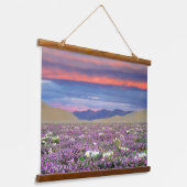 Sand Verbena & Dune Primrose Wildblumen bei Sunset Wandteppich Mit Holzrahmen (Gewinkelt)
