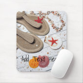 Sandalen, Muscheln und Starfish am Strand Mousepad (Mit Mouse)