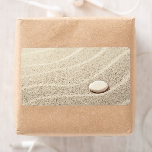 Sandboden mit weißem Stein (Insitu)