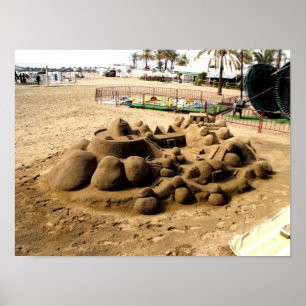 Sandburgenkunst am Strand von Marbella Poster