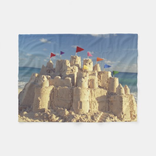 Sandcastle auf Strand Fleecedecke (Vorderseite (Horizontal))