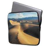 Sanddünen im Death Valley, CA Laptopschutzhülle (Vorderseite Links)