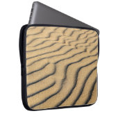 Sanddünen mit Sandstrand Laptopschutzhülle (Vorne Rechts)