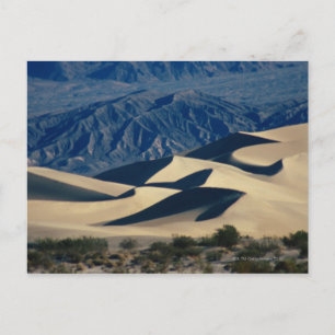 Sanddünen mit Schatten im Todestal Postkarte