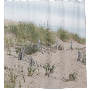 Sanddünen und Strandzäune Duschvorhang