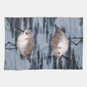 Sanderling auf einem Winterstrand Handtuch (Horizontal)