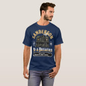Sanderson Bed & Breakfast ESTD 1693 T-Shirt (Vorne ganz)