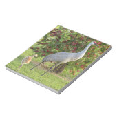 Sandhügelkranich mit Küken im Bottlebrush Notepad Notizblock (Rotiert)