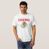 Sandino Familienname T-Shirt (Vorne ganz)