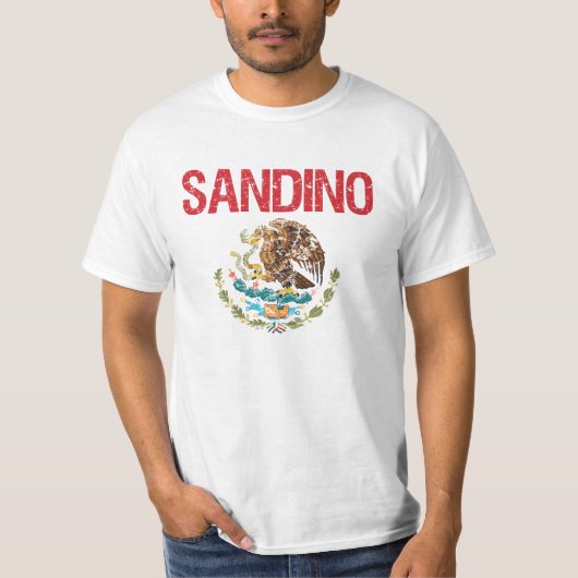 Sandino Familienname T-Shirt (Vorderseite)