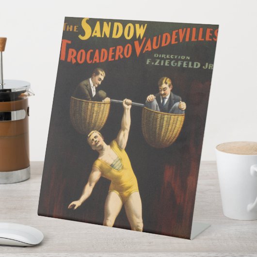 Sandow Eugen Sandow Vaudeville Weightlifter Sockelschild (In Situ)