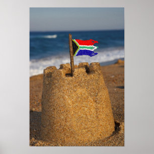 Sandschloss mit südafrikanischer Flagge, Umhlanga Poster