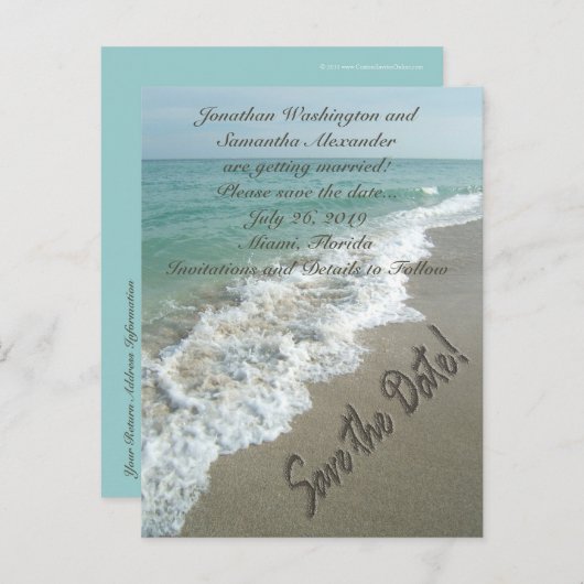 Sandschrift am Strand Save the Date Postkarte (Vorne/Hinten)