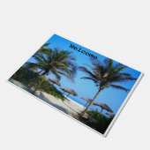 Sandstrand mit Palmen und Meerblick Fußmatte (Schrägansicht)