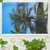 Sandstrand mit Palmen und Meerblick Geschirrtuch (Gefaltet)