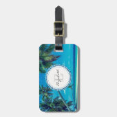 Sandstrand mit Tropical Palm Trees Monogram Gepäckanhänger (Vorderseite vertikal)