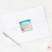 Sandstrand mit weißem Meer Quadratischer Aufkleber (Umschlag)