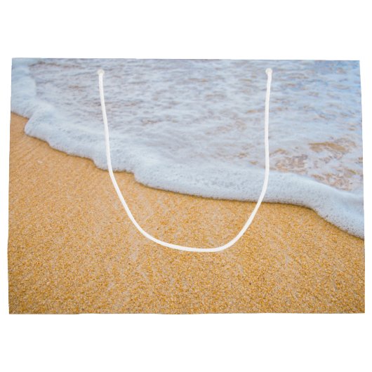 Sandy Beach mit Foamy Surf Große Geschenktüte (Rückseite)