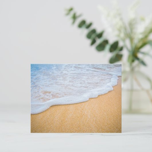 Sandy Beach mit Foamy Surf Postkarte (Stehend Vorderseite)
