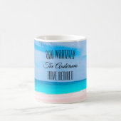 Sandy Beach Remüder Name Sandy Beach and Ocean Kaffeetasse (Mittel)