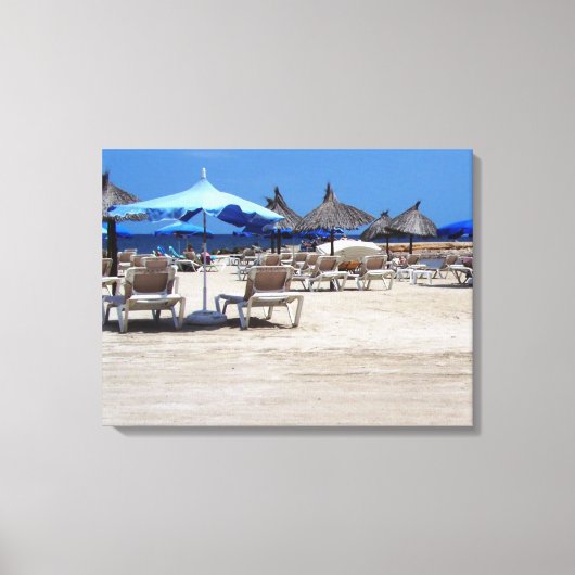 Sandy Beach Szene mit Stühlen & Umbrellas Wall Art Leinwanddruck (Vorderseite)