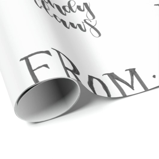 Sandy kratzt Packpapier (Rolleneckpunkt)