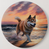 Sandy Paws Akita Dog auf Beach Sunset Button (Vorderseite)