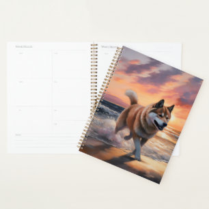 Sandy Paws Akita Dog auf Beach Sunset Planer