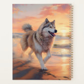 Sandy Paws Alaskan Malamute Dog on Beach Sunset Planer (Rückseite)