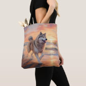 Sandy Paws Alaskan Malamute Dog on Beach Sunset Tasche (Von Nahem)