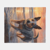 Sandy Paws Australian Cattle Dog on Beach Sunset Fleecedecke (Vorderseite (Horizontal))