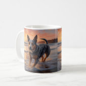 Sandy Paws Australian Cattle Dog on Beach Sunset Kaffeetasse (Vorderseite Links)