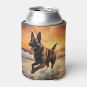 Sandy Paws Belgischer Malinois Hund auf Beach Suns Dosenkühler (Kanne Vorderseite)