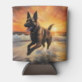 Sandy Paws Belgischer Malinois Hund auf Beach Suns Dosenkühler (Vorderseite)