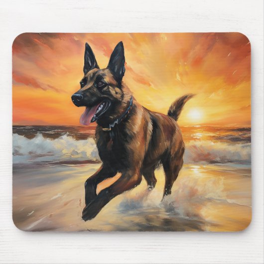 Sandy Paws Belgischer Malinois Hund auf Beach Suns Mousepad (Vorne)