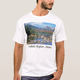 Sandy-Strom-Teich und Elche, Katahdin Region, M… T-Shirt