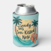 Sandy Toes Sun-Kissed Nose Beach Ästhetik Dosenkühler (Kanne Vorderseite)
