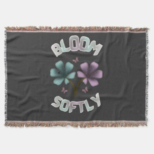 Sanft blühendes Frühlingsblumendesign Pastell Cott Decke