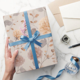 Sanft neutrales Rosé Beige Blumenmuster Geschenkpapier