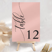 Sanfte Korallenrosa Moderne Kalligraphie Hochzeit Tischnummer