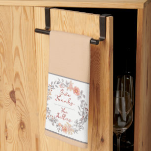 Sanfte orange Wasserfarbe Blumenkranz personalisie Geschirrtuch