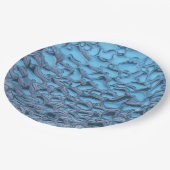 Sanfte Regentropfen aus blauem Glas Pappteller (Schrägansicht)