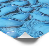 Sanfte Regentropfen aus blauem Glas Poster (Ecke)