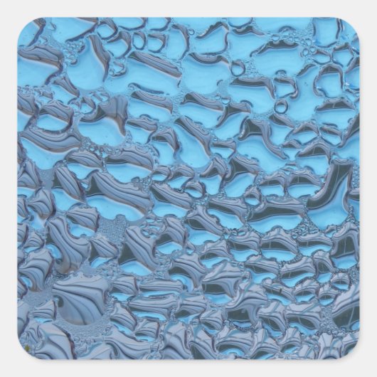 Sanfte Regentropfen aus blauem Glas Quadratischer Aufkleber (Vorderseite)